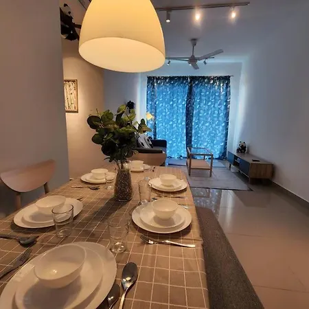 10Pax Cinema Themehouse 3B2R With Pool Sauna Atari Games,Wifi Shah Alam Exterior photo