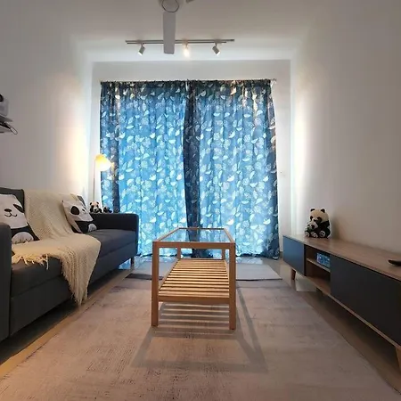 10Pax Cinema Themehouse 3B2R With Pool Sauna Atari Games,Wifi Shah Alam Exterior photo