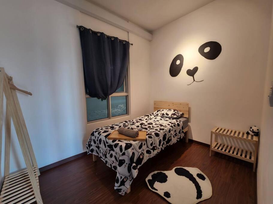 10pax Cinema Themehouse 3b2r With Pool Sauna Atari Games,wifi Apartment *